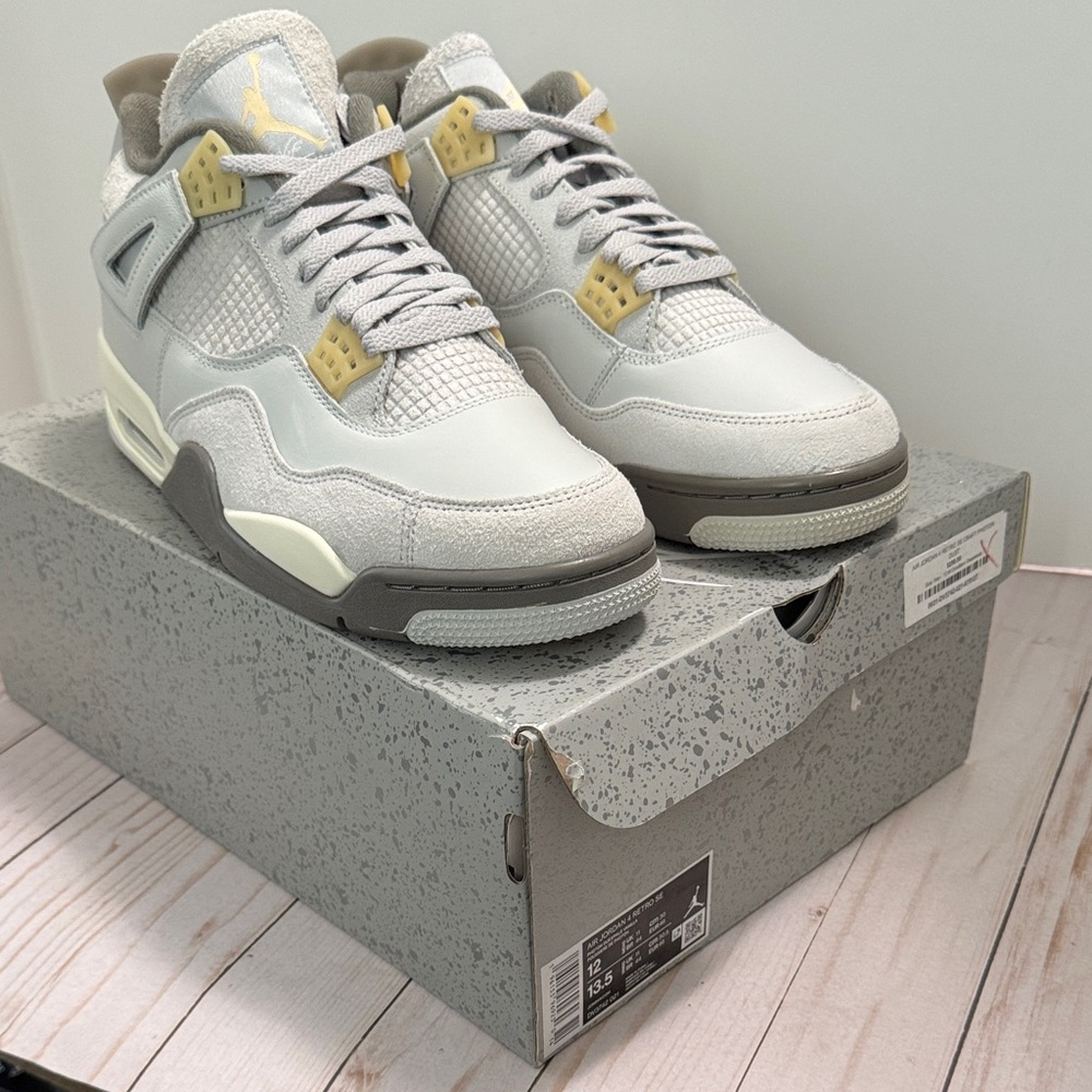 NEW Air Jordan Air Jordan 4 Retro SE Craft Proton Dust